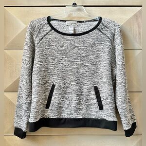C.D. Petites Black and White Knit Top- Size XLP